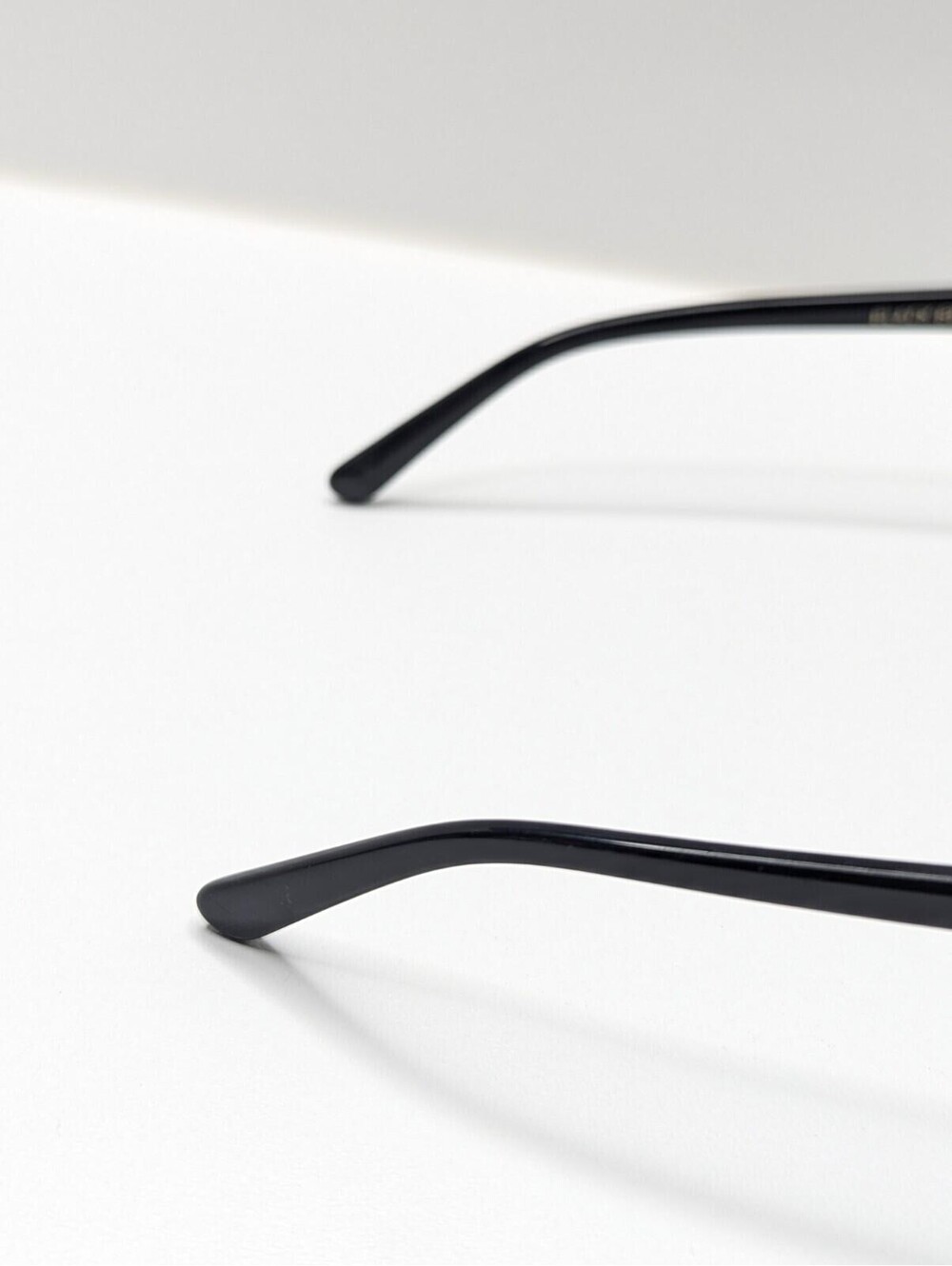 Blenders Eyewear Black Betsy Cat 3 Sunglasses Discontinued Eyeglasses Dark Lens - Picture 8 of 9